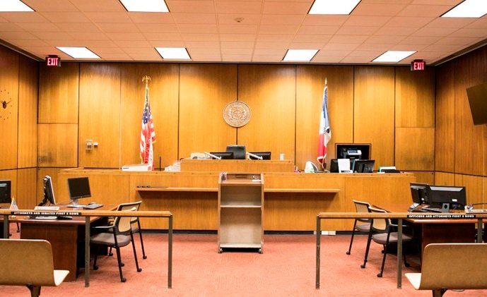 Kansas City Truancy Court Helping Students Stay in the Classroom