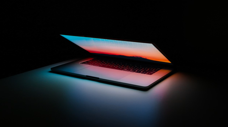 Smart Tech, Lean Teams: How Technology Helps Small Businesses Compete With Large Companies